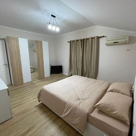 City Center Apartment ติรานา ภายนอก รูปภาพ