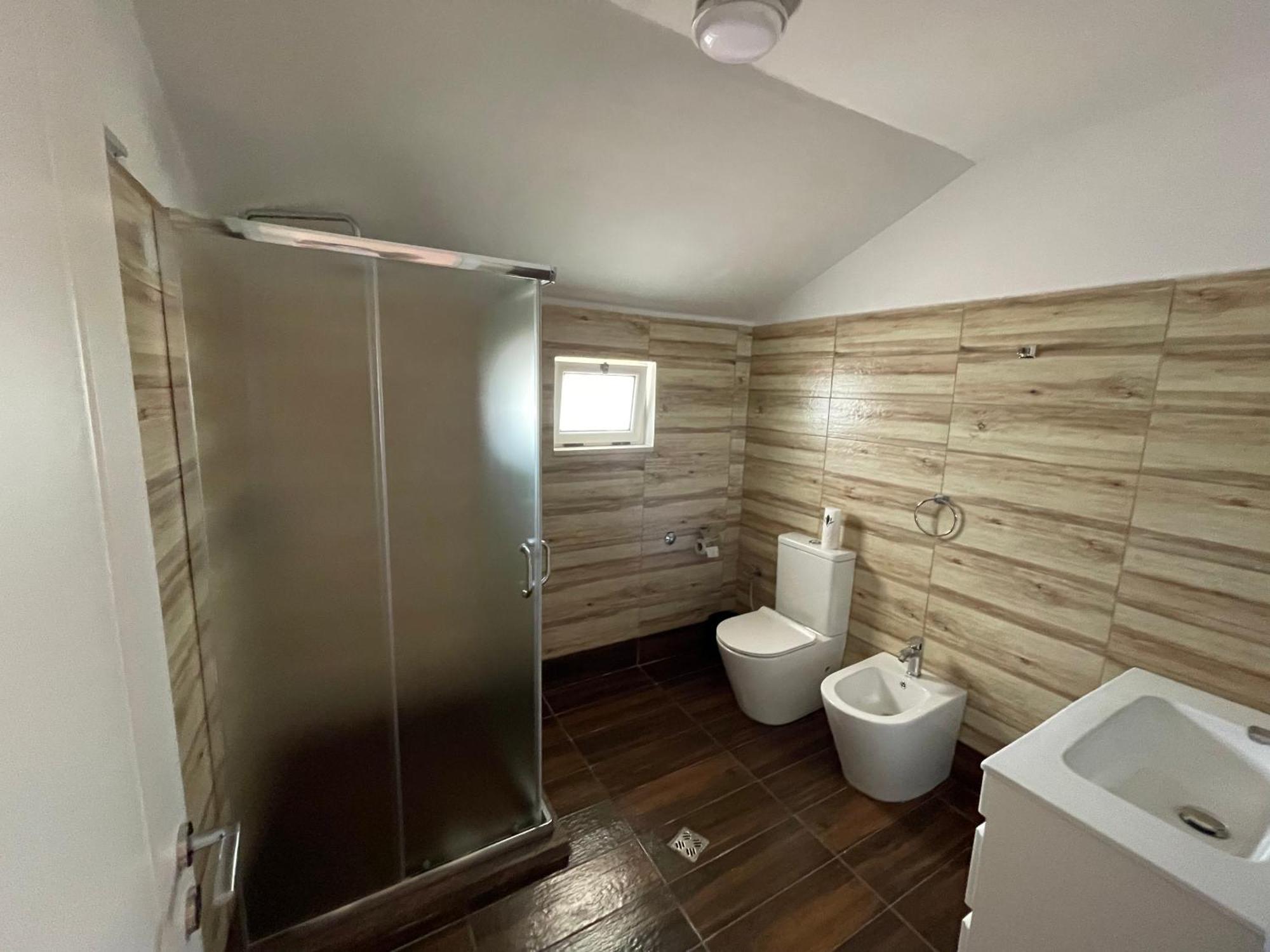 City Center Apartment ติรานา ภายนอก รูปภาพ